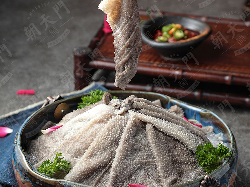 火鍋店服務(wù)員該如何引導(dǎo)顧客點菜？