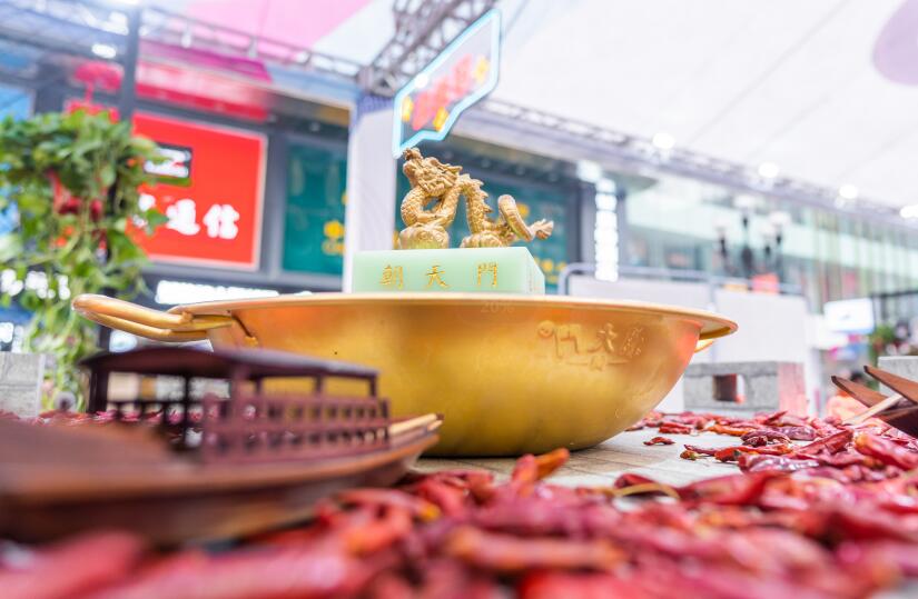 特色火鍋店的裝修應(yīng)遵循哪些原理？