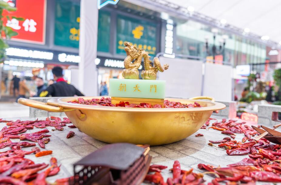 哈密開火鍋加盟店如何經(jīng)營(yíng)？怎么管理？