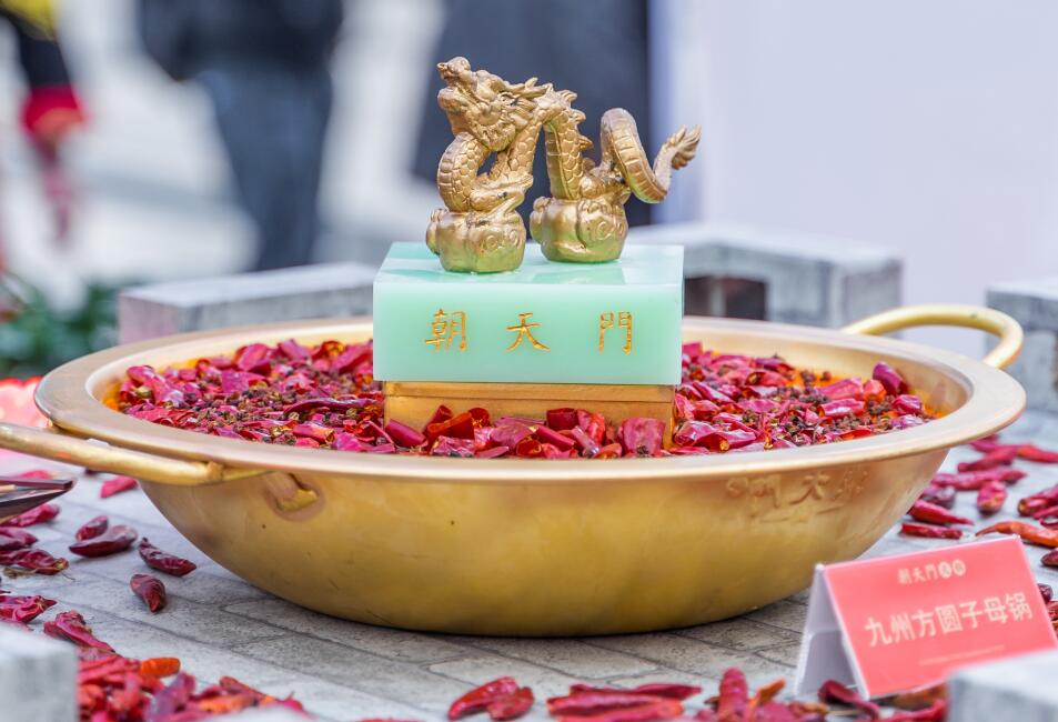 閬中開火鍋加盟店好嗎？當(dāng)?shù)叵M(fèi)水平如何？