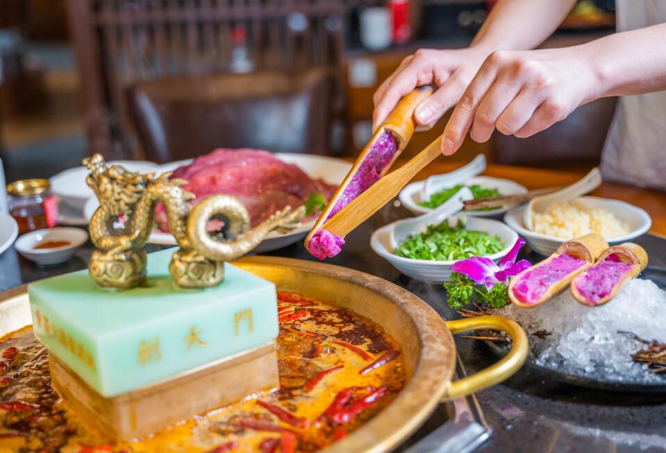 郴州開(kāi)火鍋加盟店如何降低開(kāi)店風(fēng)險(xiǎn)？