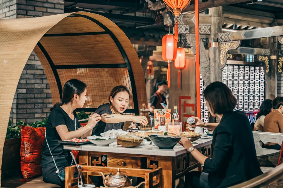 天門開火鍋加盟店，如何節(jié)省投資成本？