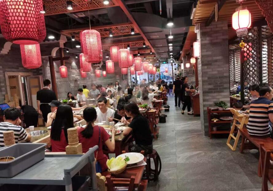 松滋開火鍋加盟店如何經(jīng)營(yíng)才火？