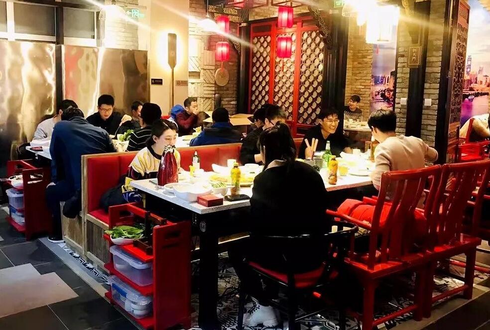 三亞開火鍋加盟店如何裝修設(shè)計(jì)？