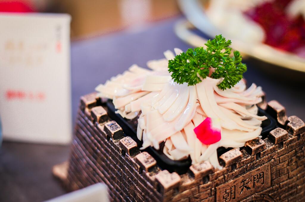 遵化開火鍋加盟店，要遵循哪些市場規(guī)律？