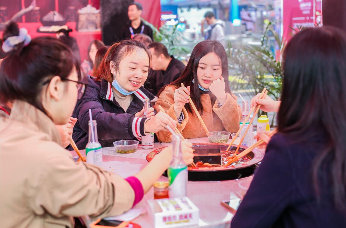 重慶火鍋的微辣究竟辣不辣？外地人能吃嗎？