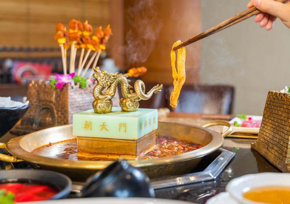 霸屏美食榜的朝天門火鍋，為何非吃不可？