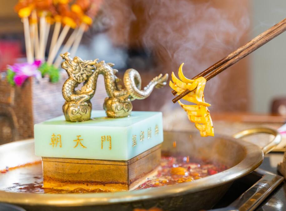 北票開火鍋加盟店，如何裝修有設(shè)計(jì)感？