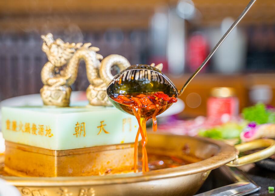 在重慶渝中區(qū)開(kāi)火鍋加盟店要注意什么？
