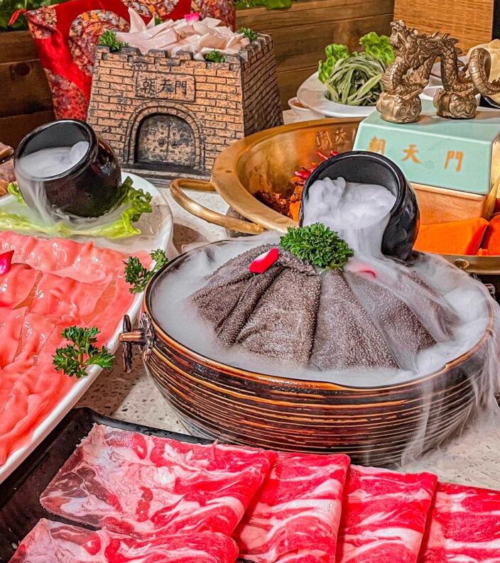 朝天門火鍋?zhàn)哌M(jìn)迪拜，為海外游子送上地道中國味！