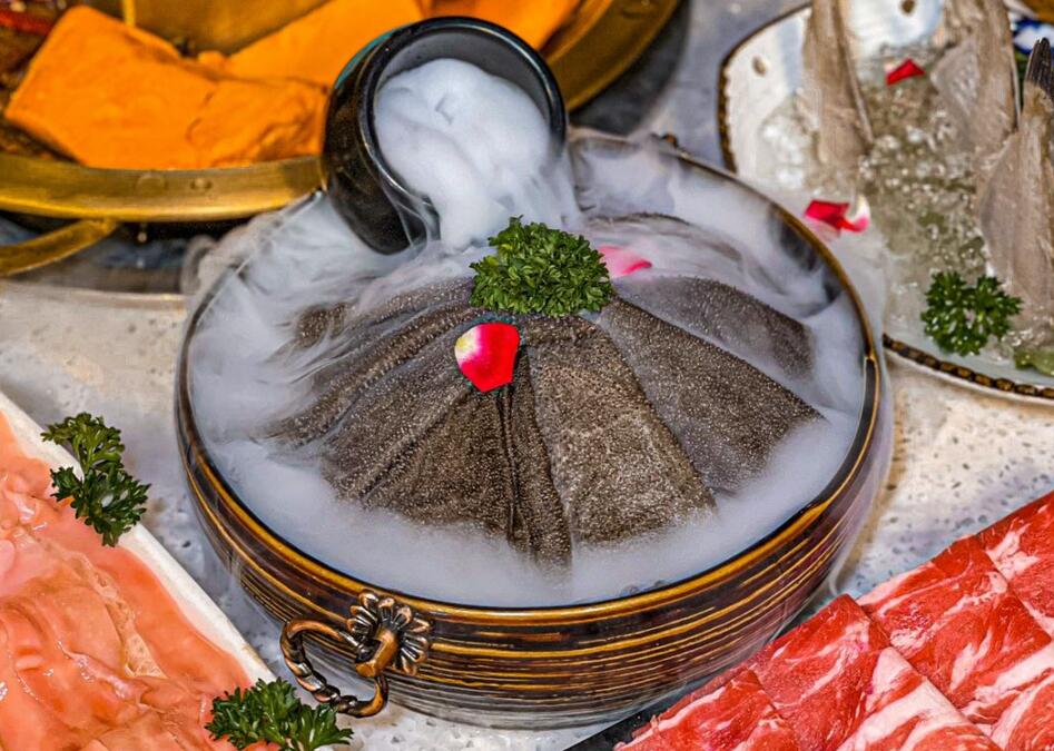 重慶人吃火鍋對(duì)毛肚有多情有獨(dú)鐘？
