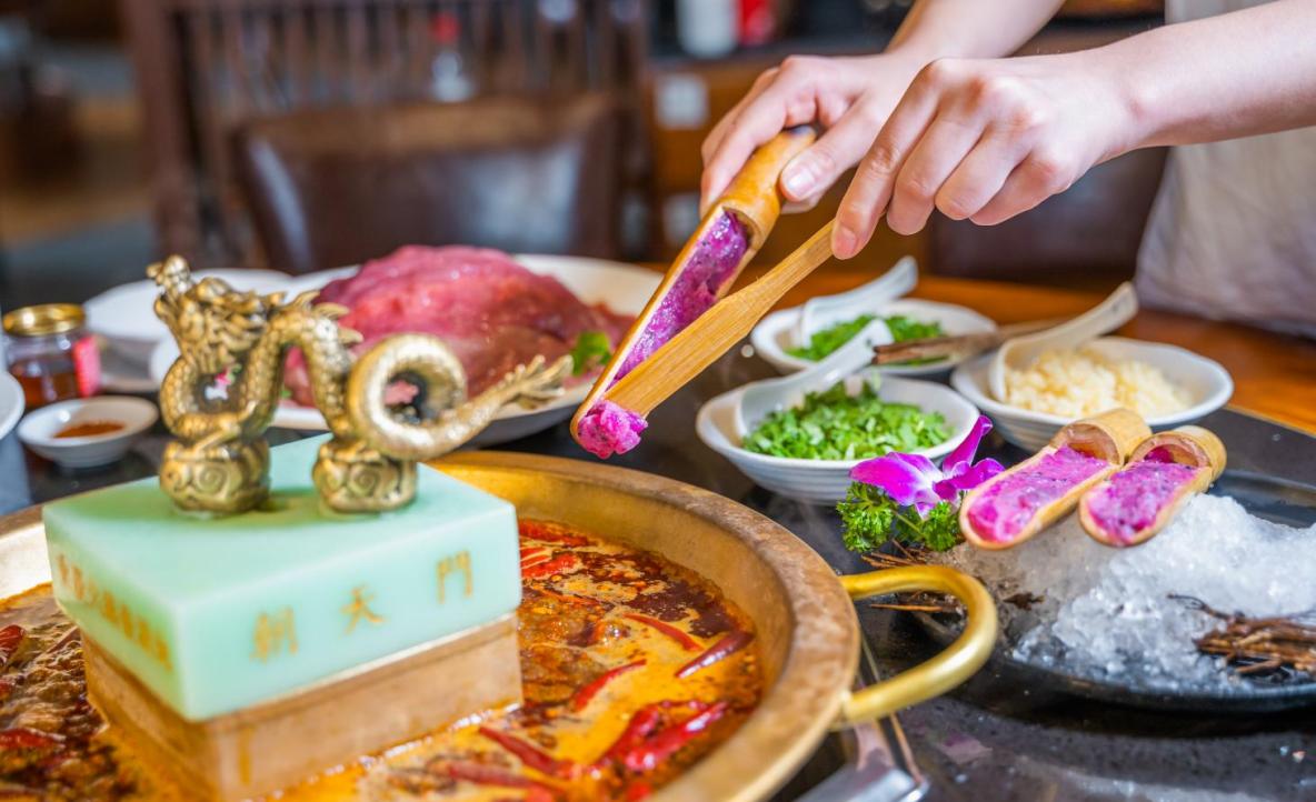 不同的餐飲店如何選擇經(jīng)營模式？