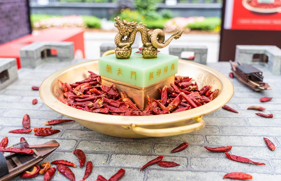 現(xiàn)代餐飲中還有什么比火鍋未來發(fā)展好？