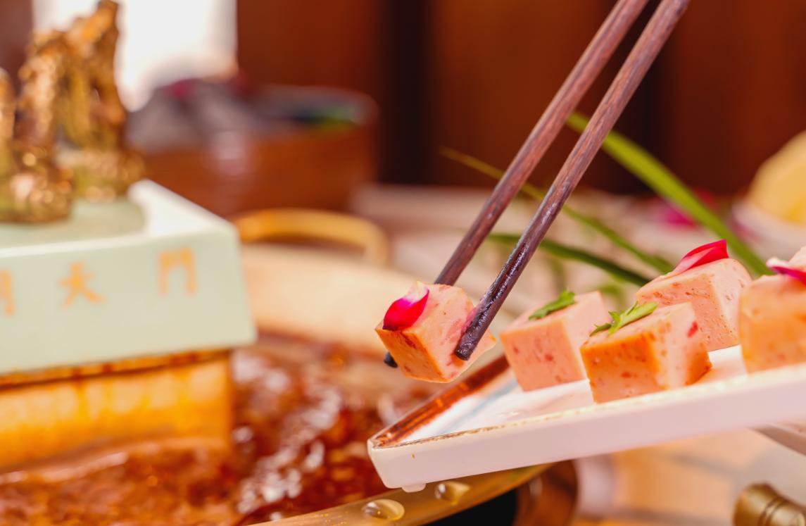 今天才懂！明星熱衷于開火鍋店，竟是因?yàn)檫@？