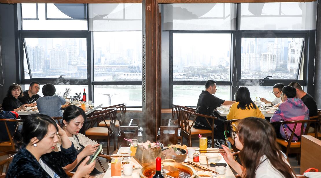 聚餐越來(lái)越多火鍋而不是炒菜，什么原因？