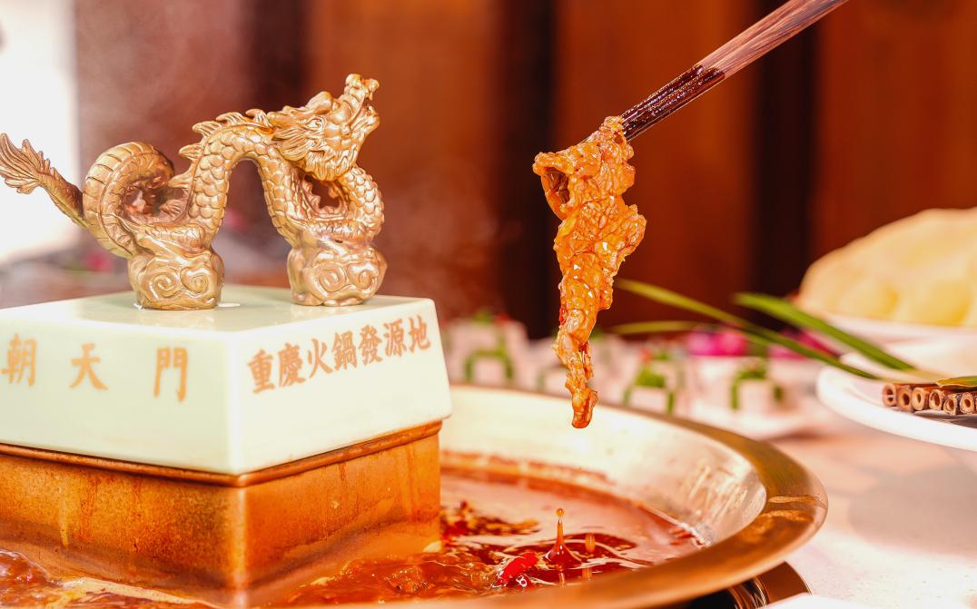 這家火鍋店，好吃不上火，秘訣就在湯底！