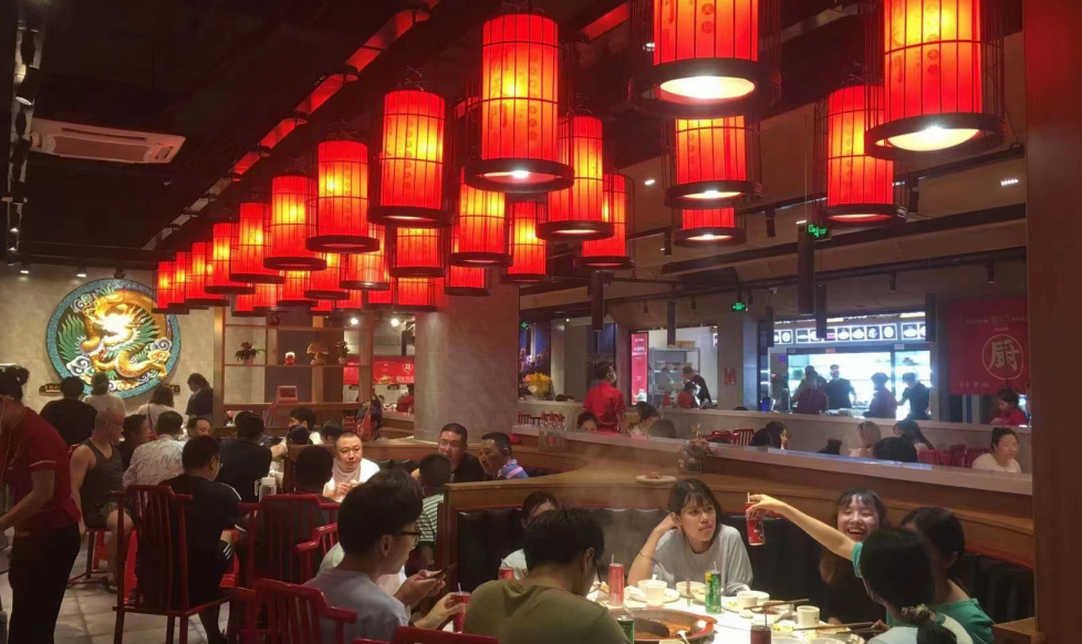火鍋店燈光設(shè)計，打造氛圍感，提升進(jìn)店率，老板必看！