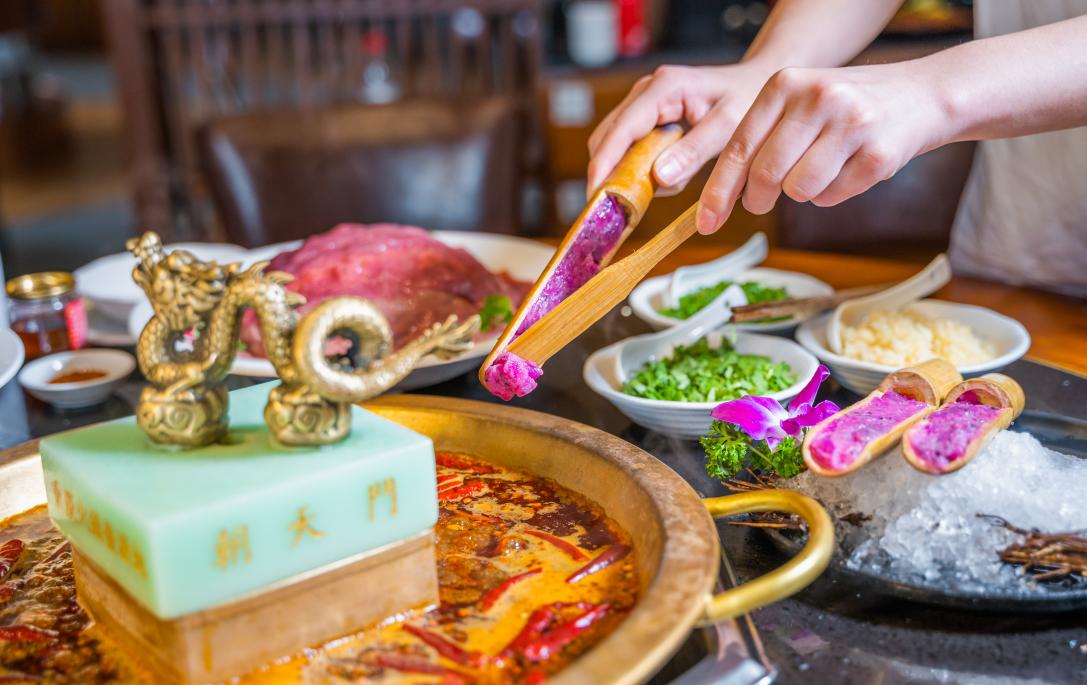 重慶火鍋，經(jīng)典菜品，加盟店必備！