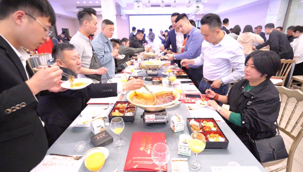 在馬來(lái)西亞，開一家重慶火鍋店，可行嗎？